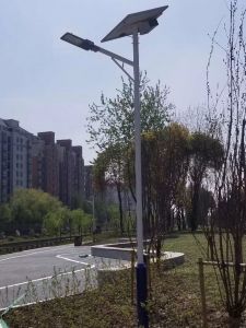 【太陽(yáng)能路燈項(xiàng)目】山西運(yùn)城太陽(yáng)能路燈施工案例